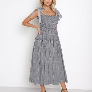 En Saison Gingham Smocked Midi Dress Black Size S